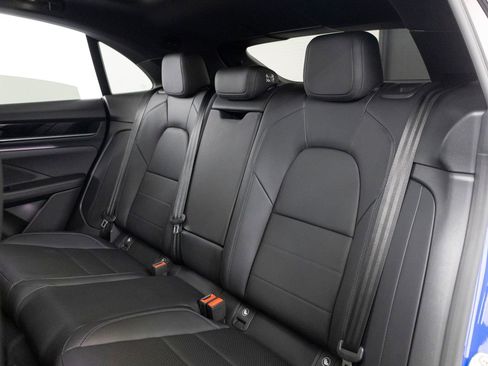 New 2026 Porsche Macan 4 Electric AWD/4WD image 33