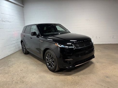 New 2025 Land Rover Range Rover Sport Dynamic SE image 4