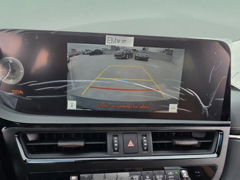 New 2025 Lexus ES 350 w/ Premium Package image 16