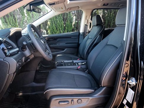 New 2026 Honda Odyssey Elite image 16
