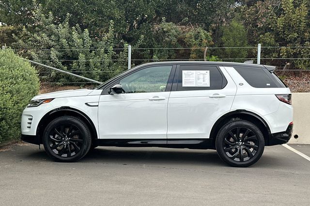 Certified 2025 Land Rover Discovery Sport Dynamic SE AWD/4WD image 2