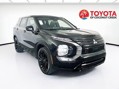 Used 2024 Mitsubishi Outlander SE Black Edition