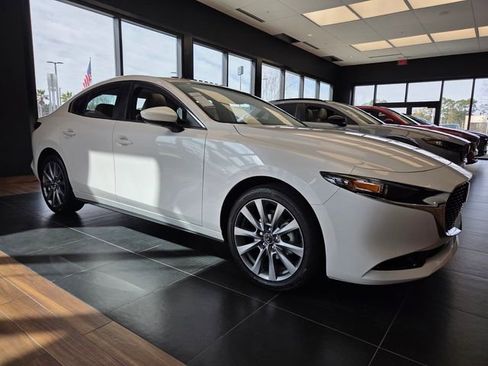 New 2026 MAZDA MAZDA3 2.5 S Sedan w/ Preferred Pkg image 13