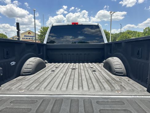 Used 2017 Ford F250 XL w/ Power Equipment Group AWD/4WD image 19