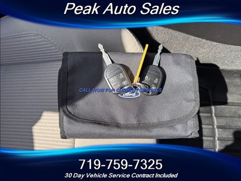 Used 2014 Ford Mustang Convertible RWD image 36