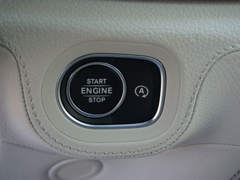 New 2026 Mercedes-Benz GLS 450 4MATIC image 21