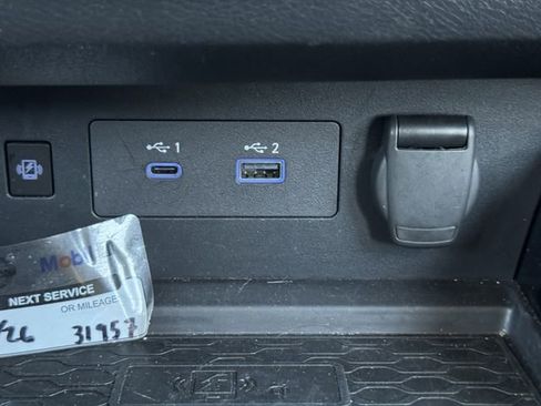 Used 2024 Nissan Altima 2.5 SL FWD image 19