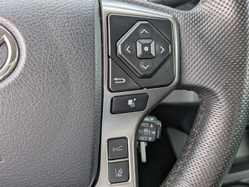 Used 2023 Toyota Tacoma SR5 w/ SR5 Appearance Package image 21