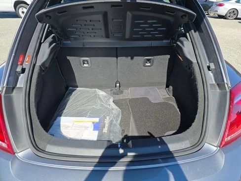 Used 2014 Volkswagen Beetle 1.8T FWD image 33