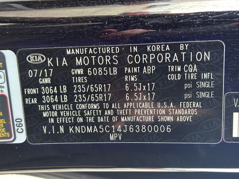 Used 2018 Kia Sedona L FWD image 39