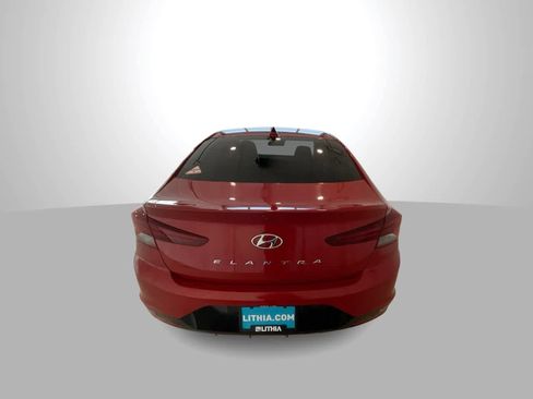 Used 2019 Hyundai Elantra SEL image 7