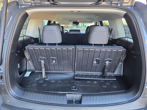 Used 2026 Hyundai Santa Fe SEL FWD image 33