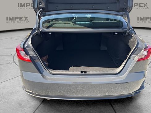 Used 2026 Toyota Camry SE image 27