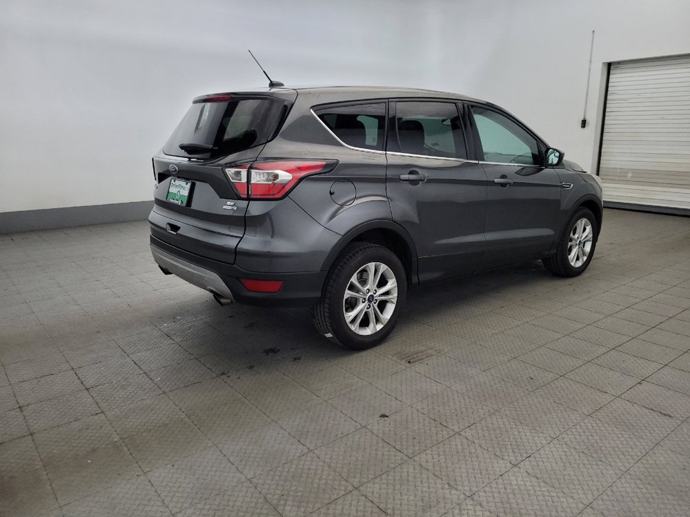 Used 2017 Ford Escape SE AWD/4WD image 10