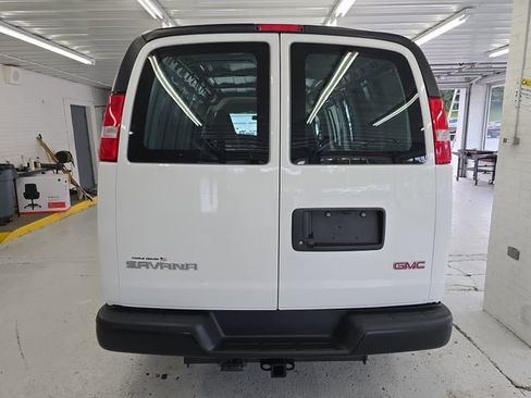 New 2025 GMC Savana 2500 w/ Enhanced Convenience Package image 4