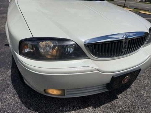 Used 2004 Lincoln LS RWD image 25