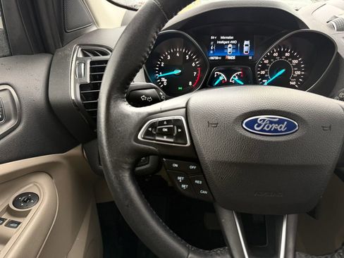 Used 2018 Ford Escape SEL AWD/4WD image 28