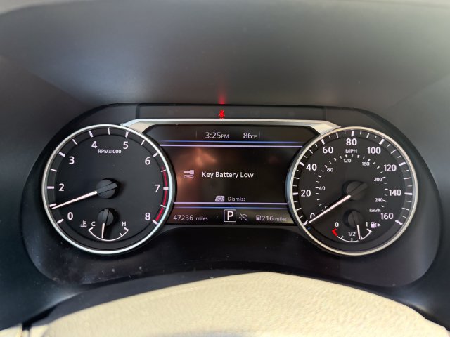 Used 2025 Nissan Sentra SR FWD image 20