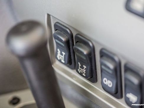 Used 2006 HUMMER H1 4-Door Wagon image 39