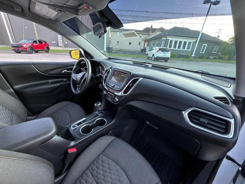 Used 2019 Chevrolet Equinox LT AWD/4WD image 19