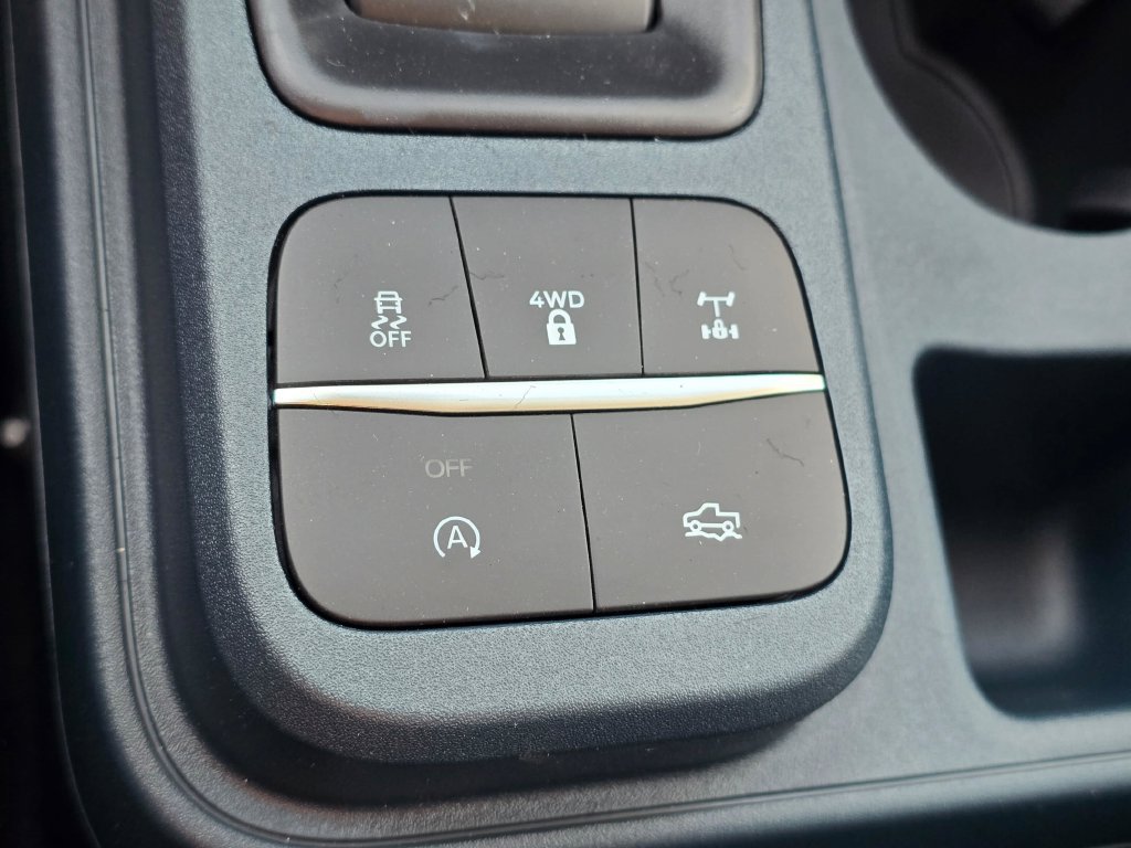 New 2026 Ford Maverick Tremor AWD/4WD image 23