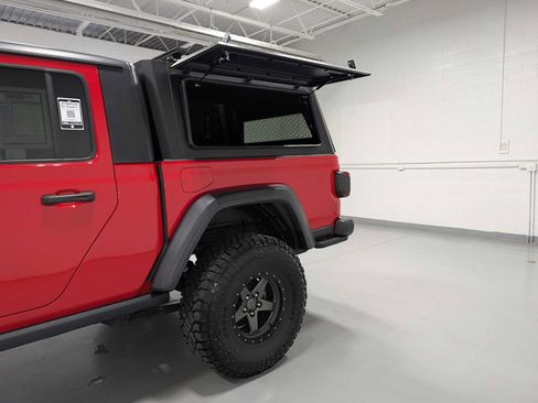 Used 2020 Jeep Gladiator Rubicon AWD/4WD image 12