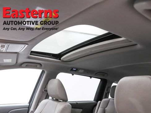 Used 2016 Honda Odyssey EX-L image 26