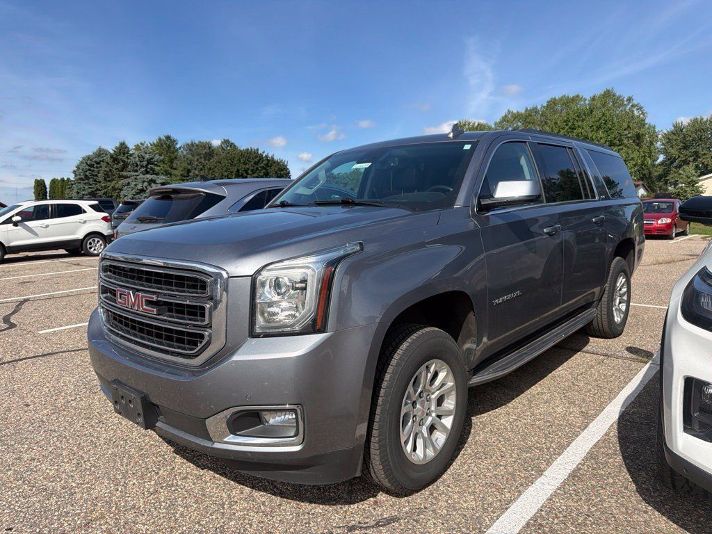 Used 2020 GMC Yukon XL SLT AWD/4WD image 2