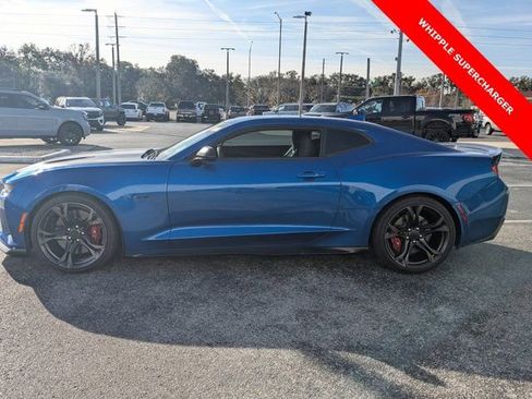 Used 2018 Chevrolet Camaro SS image 8