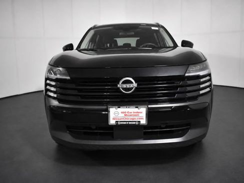 Certified 2025 Nissan Kicks SV w/ SV Premium Package AWD/4WD image 2