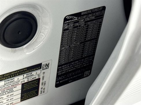 Used 2023 Jaguar F-PACE S image 34