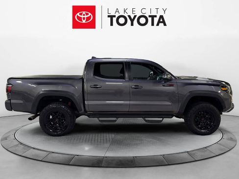 Used 2020 Toyota Tacoma TRD Pro image 9