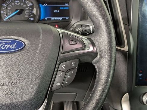 Used 2024 Ford Edge SEL image 19