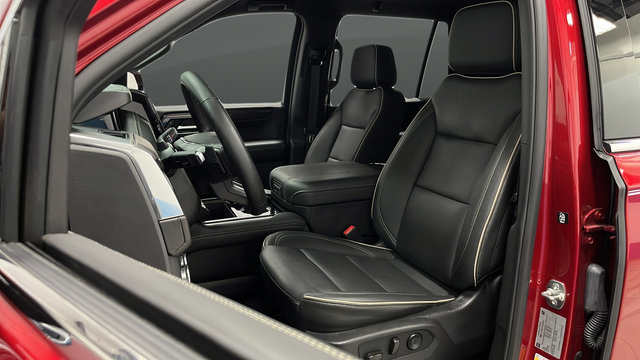Used 2026 GMC Yukon Elevation AWD/4WD image 9