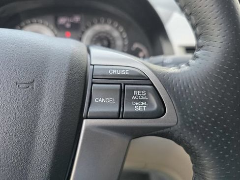 Used 2016 Honda Odyssey EX-L image 31