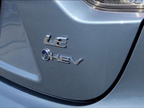 Used 2026 Toyota Corolla LE FWD image 30