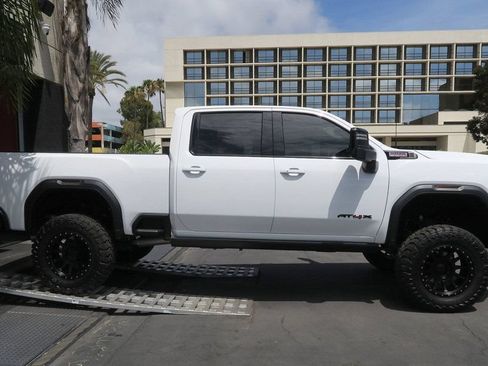 Used 2025 GMC Sierra 2500 AT4X AWD/4WD image 63