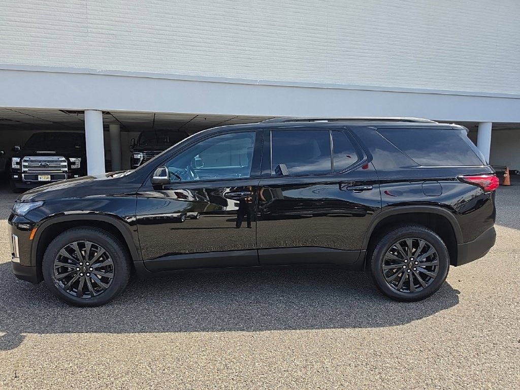 Used 2024 Chevrolet Traverse RS AWD/4WD image 6