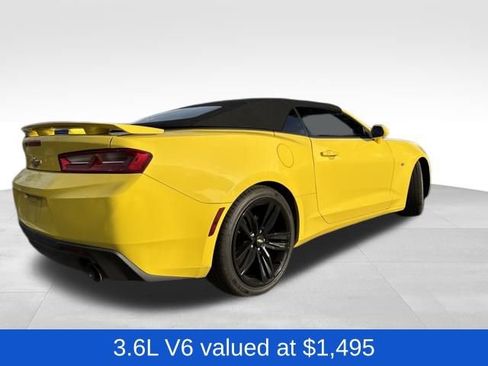 Used 2017 Chevrolet Camaro LT w/ RS Package image 7