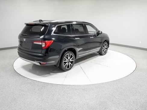 Used 2019 Honda Pilot Touring image 35