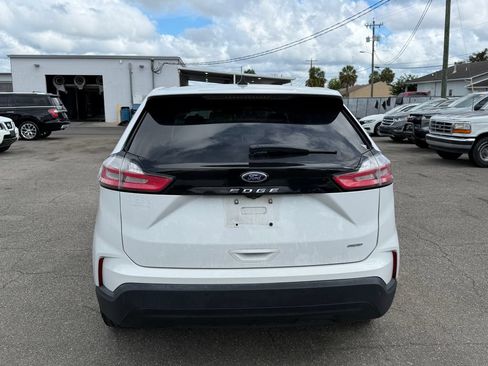 Used 2021 Ford Edge SE AWD/4WD image 3