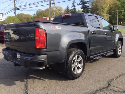 Used 2016 Chevrolet Colorado Z71 AWD/4WD image 8