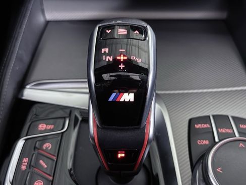 Used 2019 BMW M5 w/ Executive Package image 41