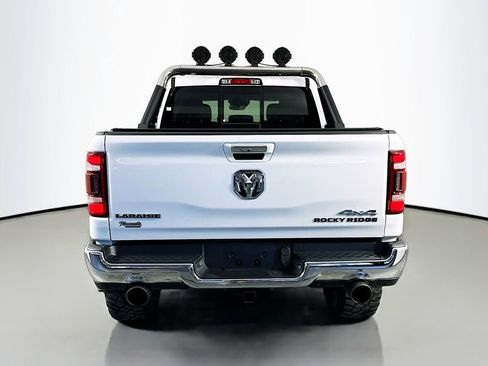 Used 2022 RAM 1500 Laramie AWD/4WD image 6