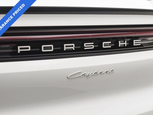 Used 2024 Porsche Cayenne Coupe image 22