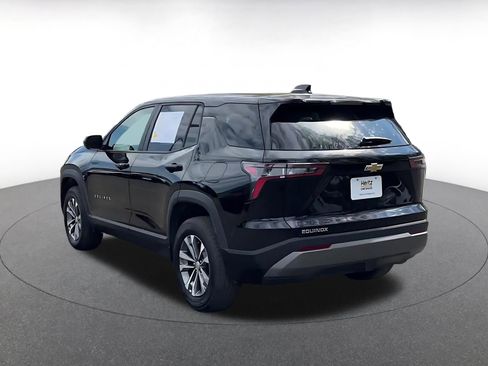 Used 2025 Chevrolet Equinox LT image 11