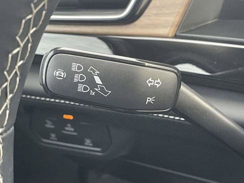 Certified 2025 Volkswagen Atlas SE w/ Panoramic Sunroof Package image 29