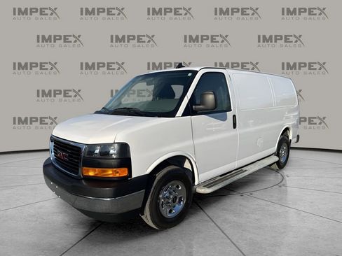 Used 2023 GMC Savana 2500 image 1
