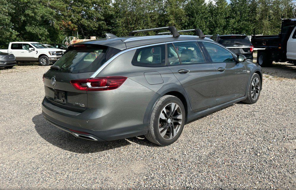 Used 2019 Buick Regal Essence w/ Driver Confidence Package I AWD/4WD image 11