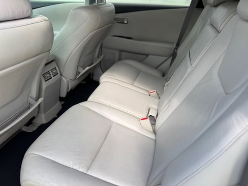 Used 2010 Lexus RX 350 2WD image 17